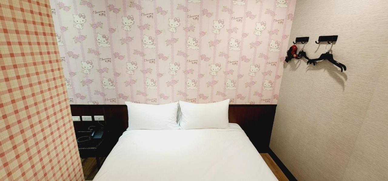 Ximen Garden Inn Taipei Bagian luar foto